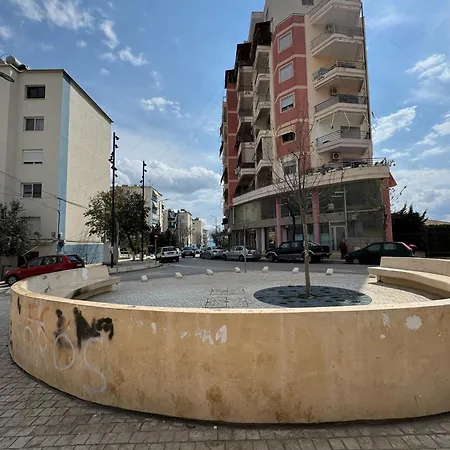 Mari's * Saranda