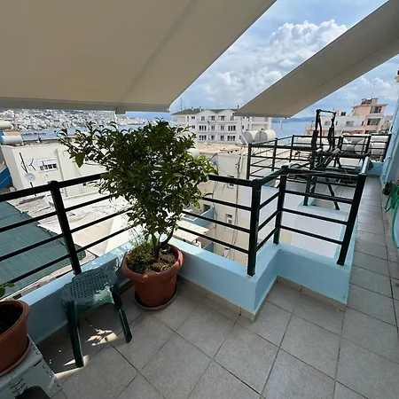 Mari's * Sarandë