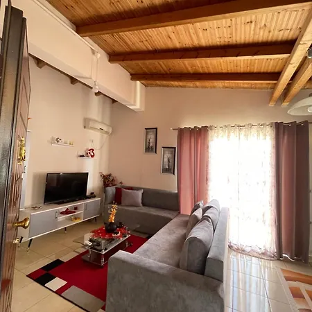 Apartament Mari's