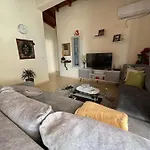 Mari's * Sarandë